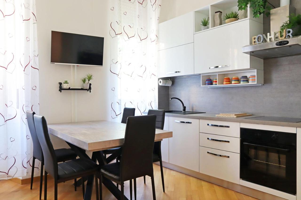 Cenisio Comfort House Milan Bagian luar foto