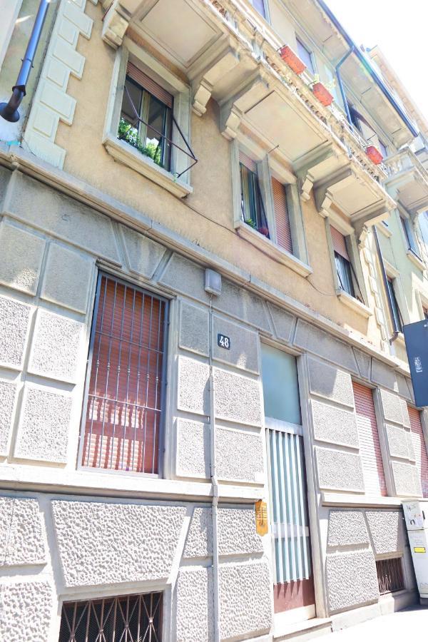 Cenisio Comfort House Milan Bagian luar foto